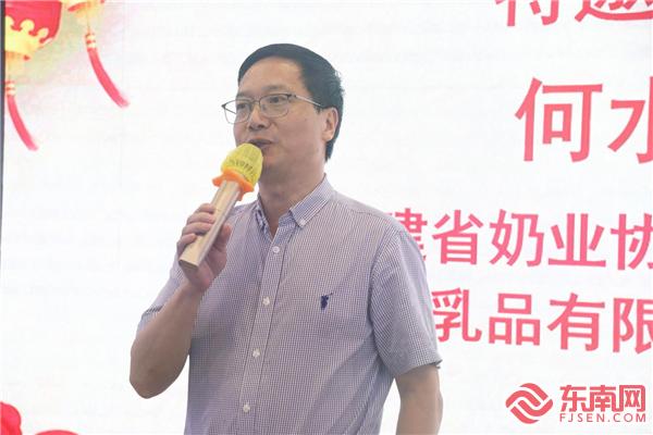 4688美高梅总经理助理何水双致辞.jpg
